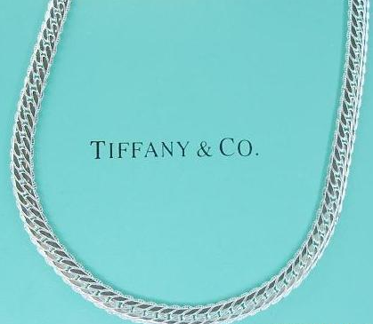 tiffany男士项链:蒂芙尼(tiffany)于1837年开设,1853年查尔斯·蒂芙尼