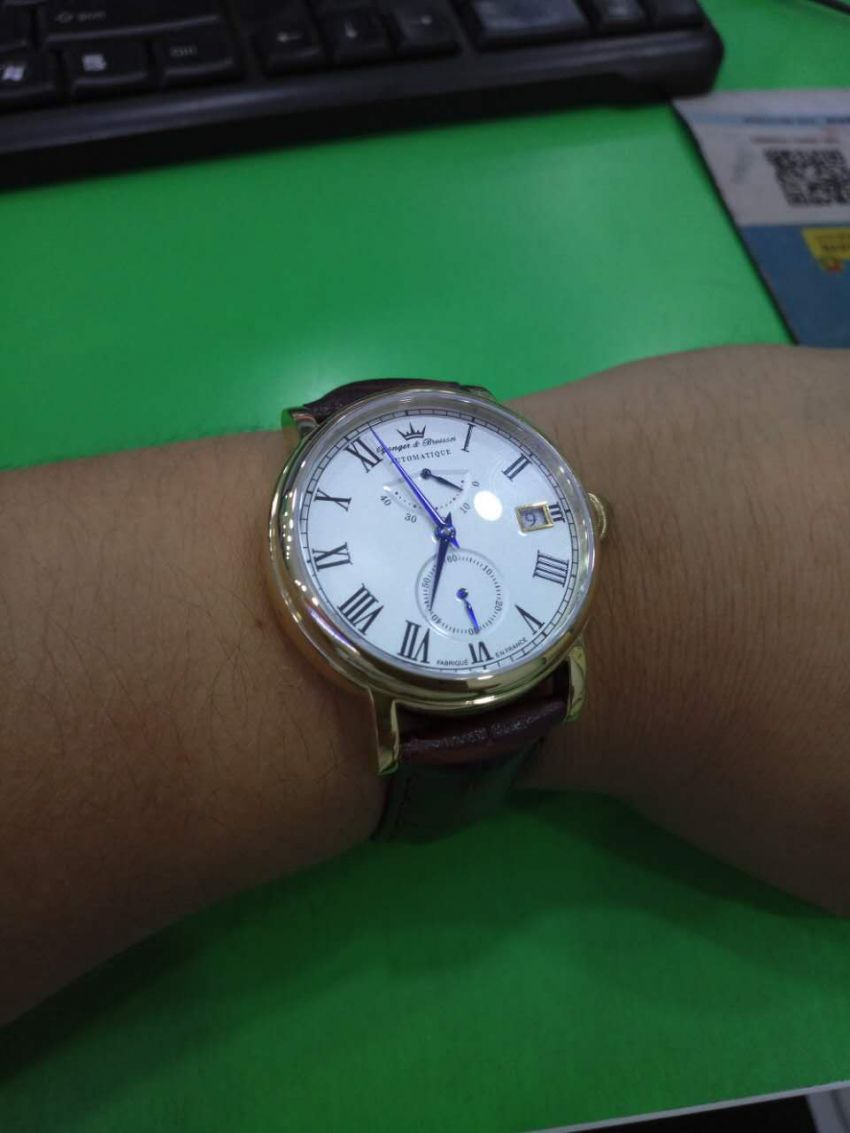 雍加毕索YBH 8356-03 VS手表【表友晒单作业】很精致，是...