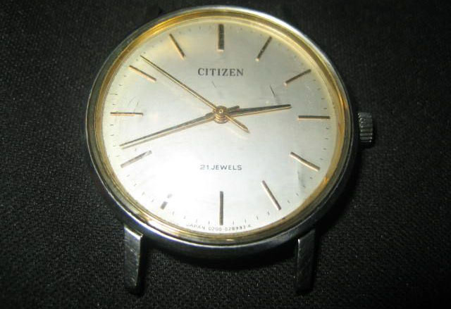 老款西铁城手表图片欣赏