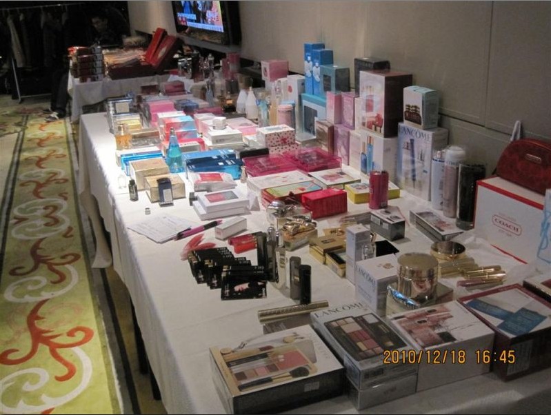万表网杭州广发奢侈品展7