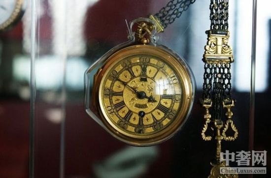 故宫钟表馆展出的乾隆藏表清朝皇帝酷爱钟表收藏