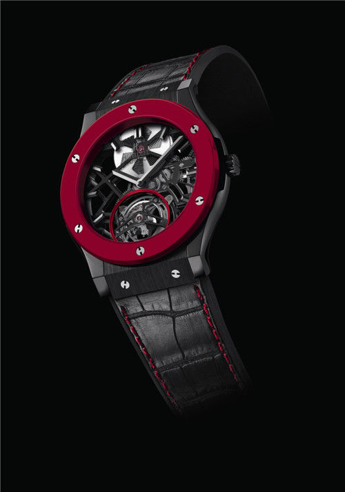 HUBLOT宇舶表呈献全球首创亮红色陶瓷腕表