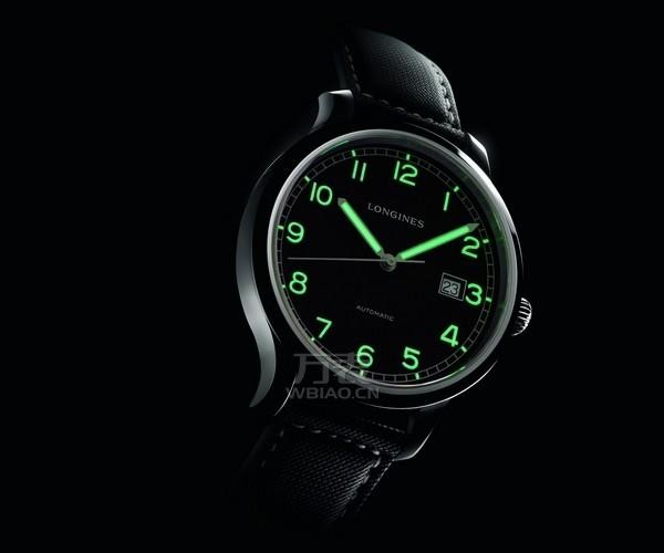 浪琴最热销的手表—1938军事腕表，力量与冲突之美
