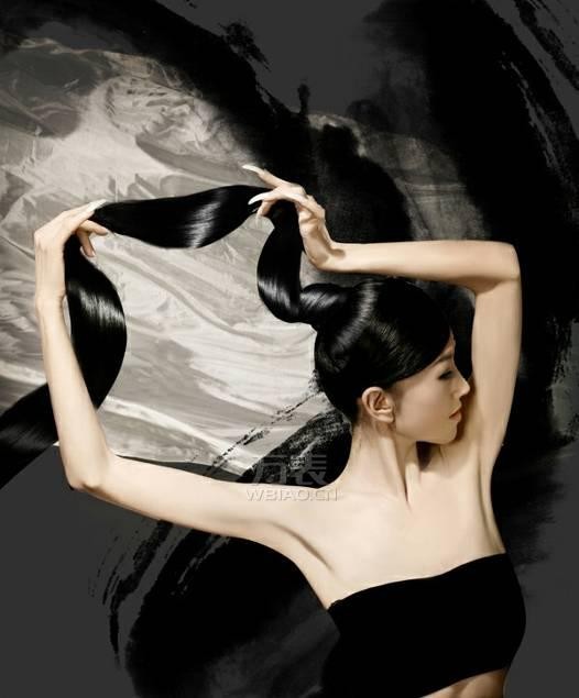万表网赠表于“舞神”，杨丽萍的腕上舞蹈魅力
