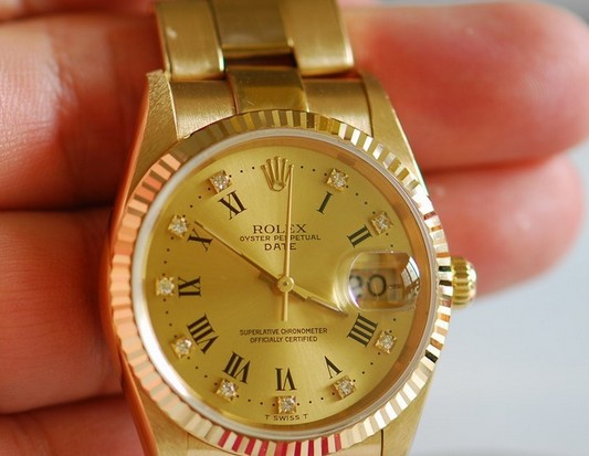 Rolex劳力士24k金表，重金打造的尊贵与荣耀典范