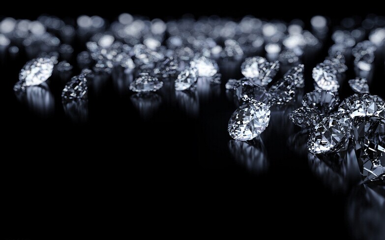 钻石皮带手表——璀璨之饰，既优雅、又华贵