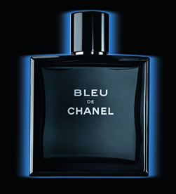 香奈儿蔚蓝男士淡香水多少一瓶？香奈儿香氛体验无价的自由精神之旅