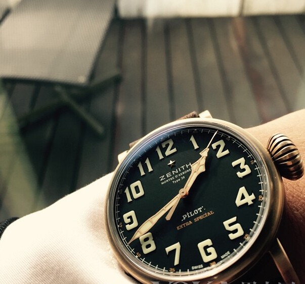 真力时飞行员系列TYPE 20青铜腕表：呈现独特的复古风情