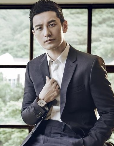 黄晓明佩戴天梭杜鲁尔腕表