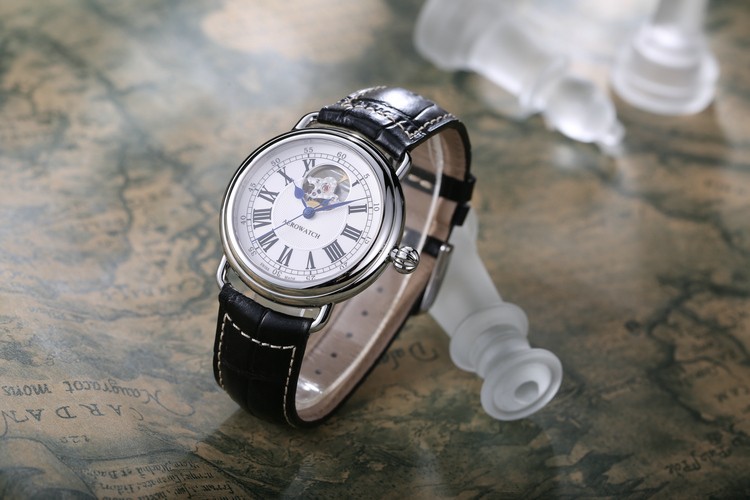 低调，典雅，复古，品质，高贵——瑞士百年品牌手表爱罗