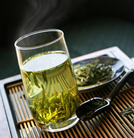 竹叶青茶叶制作步骤有哪些？竹叶青茶叶制作方法