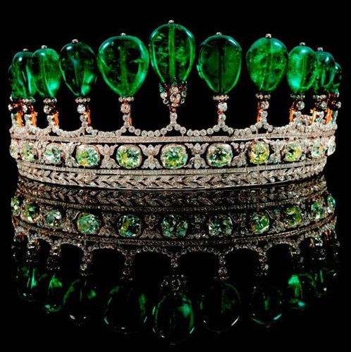 5。瑞典公主的绿宝石皇冠价值
：1276万美元