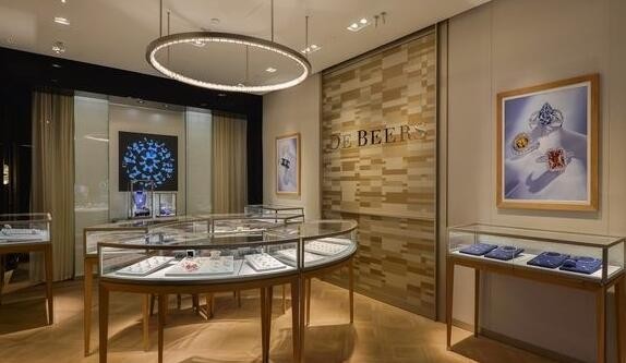珠宝品牌戴比尔斯钻石珠宝宣布北京SKP精品店优雅亮相