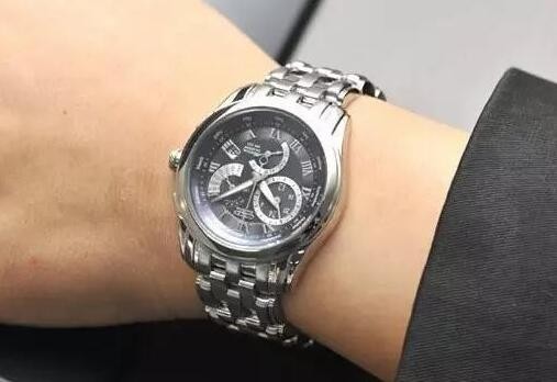 一定要选机械表?来看看买石英表的理由