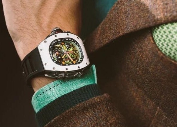 男士适合戴多大尺寸的手表？