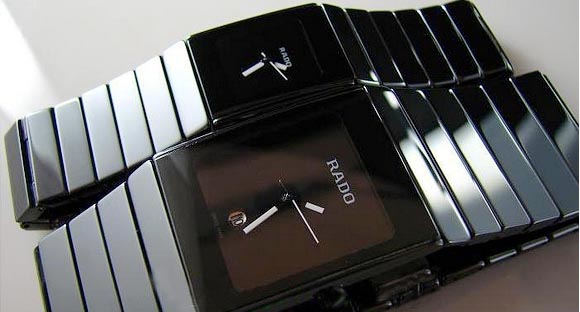 杭州雷达手表维修点：高/低档表换电池有什么不同？
