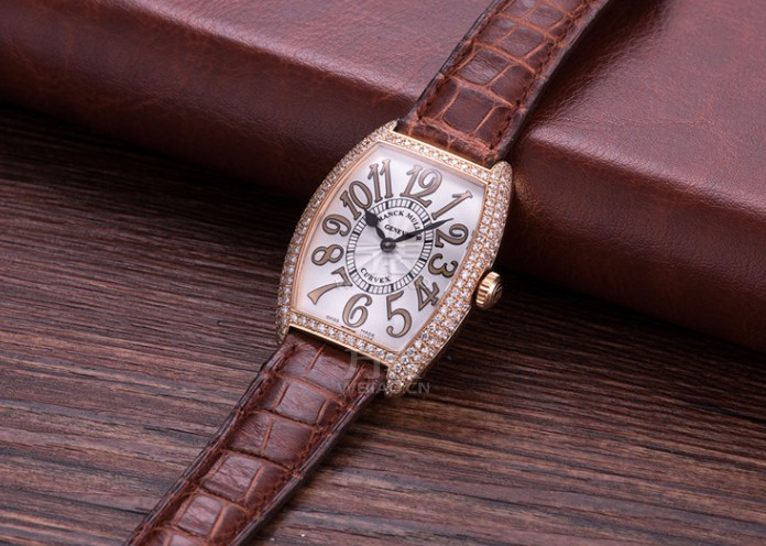 法兰穆勒手表：以独立设计师起家的品牌