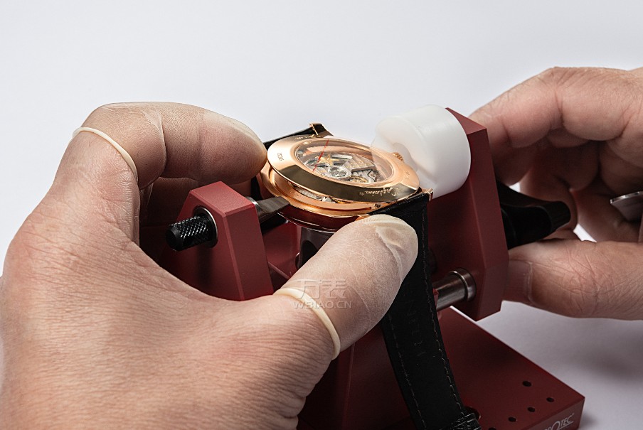 最简便的手表消磁方法，手表消磁也可以自己解决
