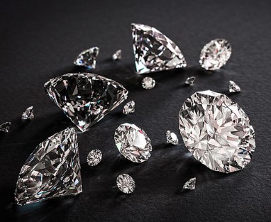 钻石的等级是怎么区分的 钻石如何鉴别真假？
