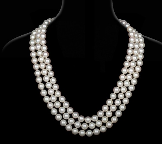 珍珠项链的保养方法有哪些？如何防止珍珠变色和损坏？