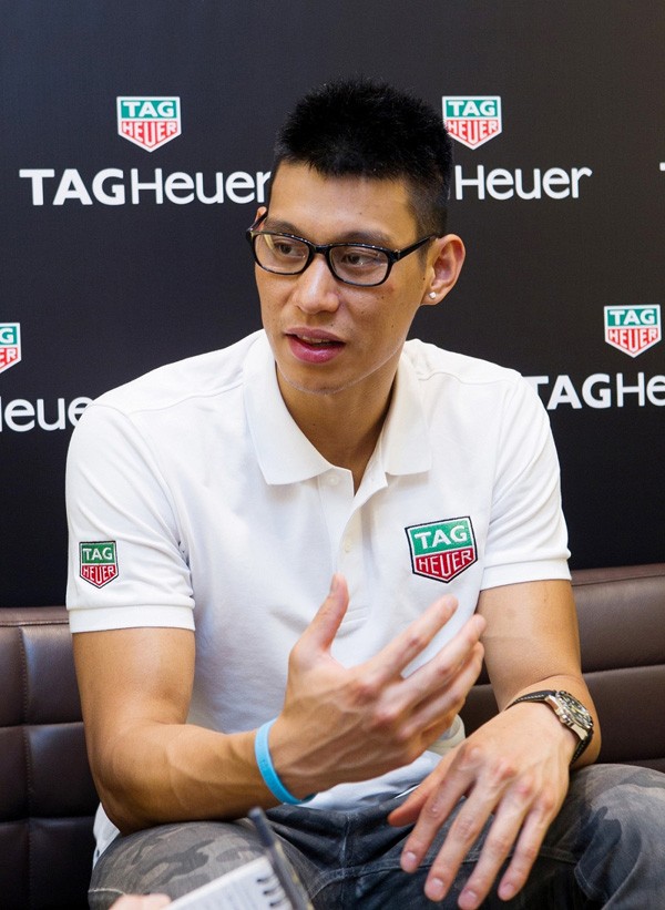 TAG Heuer 泰格豪雅携林书豪完胜北京大挑战!