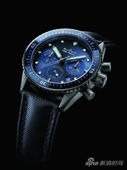 宝珀“心系海洋·深潜器 Bathyscaphe计时码表”
