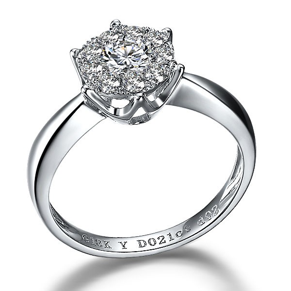 》》点击进入【璀璨之爱】白18k金0.21克拉钻石戒指