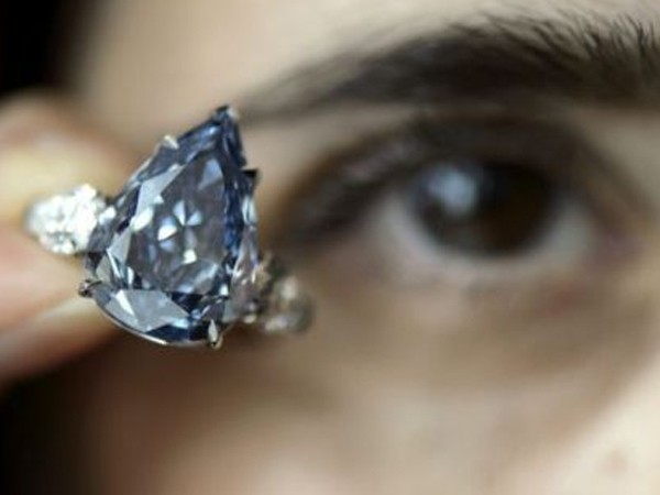 世界最大蓝钻1.5亿成交 最贵钻石你知道多少