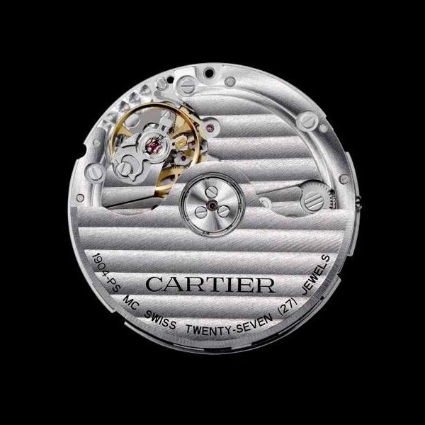 卡地亚推出全新Calibre de Cartier 潜水腕表