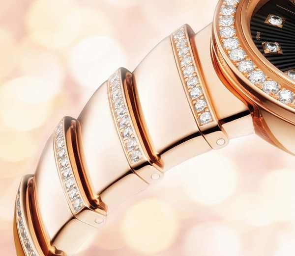 BVLGARI LVCEA 为时间赋予璀璨之光