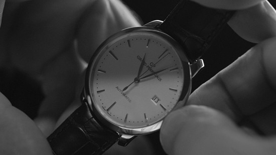 芝柏表首度推出Girard-Perregaux 1966精钢版腕表 传统美学糅合不同的风格和元素