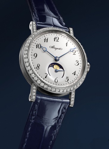 宝玑经典系列女士月相腕表：专为优雅女性打造的腕表