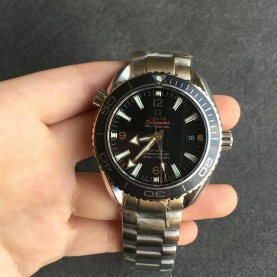 OMEGA 欧米茄 SEAMASTER 海马系列 PLANET OCEAN 海洋宇宙