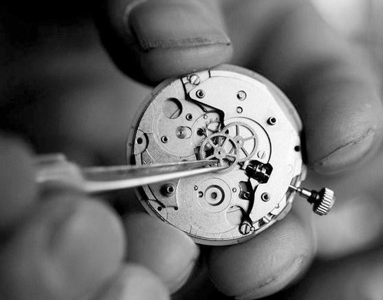 手表需要定期的清洗保养吗？注意事项有哪些？
