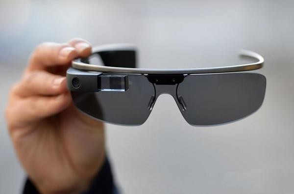谷歌眼镜推出时尚眼镜框,能否赢得主流消费者的认可