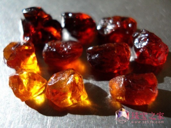 石榴石(Garnet)
