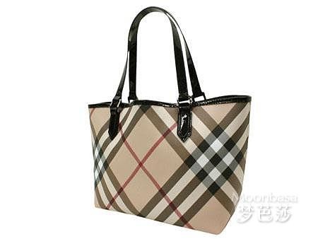 Burberry(巴宝莉)