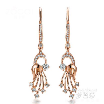 Bvlgari Spindle系列黄金耳环