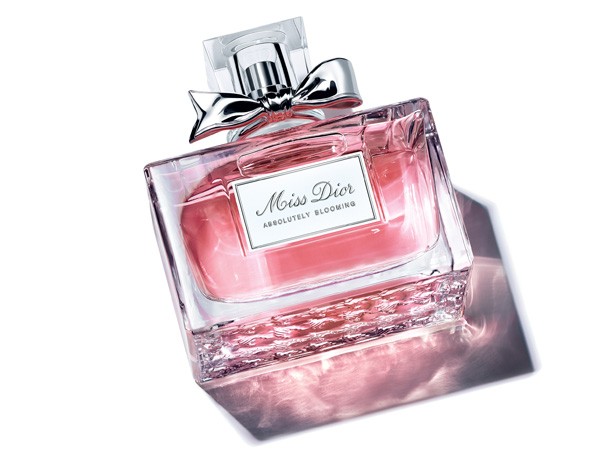 迪奥全新Miss Dior Absolutely Blooming香水