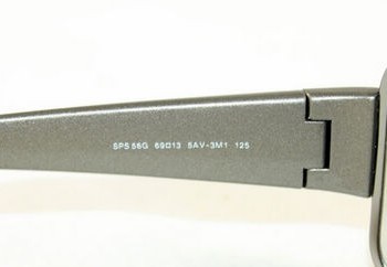 SPS系列的PRADA墨镜镜腿内侧信息