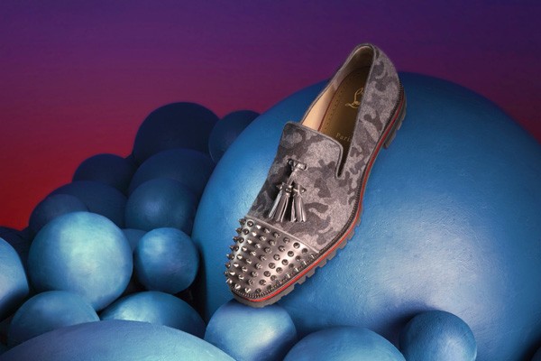 漫游世界：Christian Louboutin坑纹鞋底系列