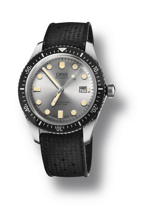 时光之银 豪利时推出银灰色表盘65年复刻版潜水腕表